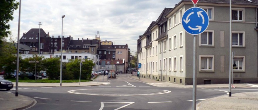 Kreuzung von Hülshoff- und Haydnstraße mit Kreisverkehr