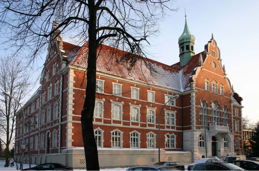 Rathaus Wanne im Schnee
